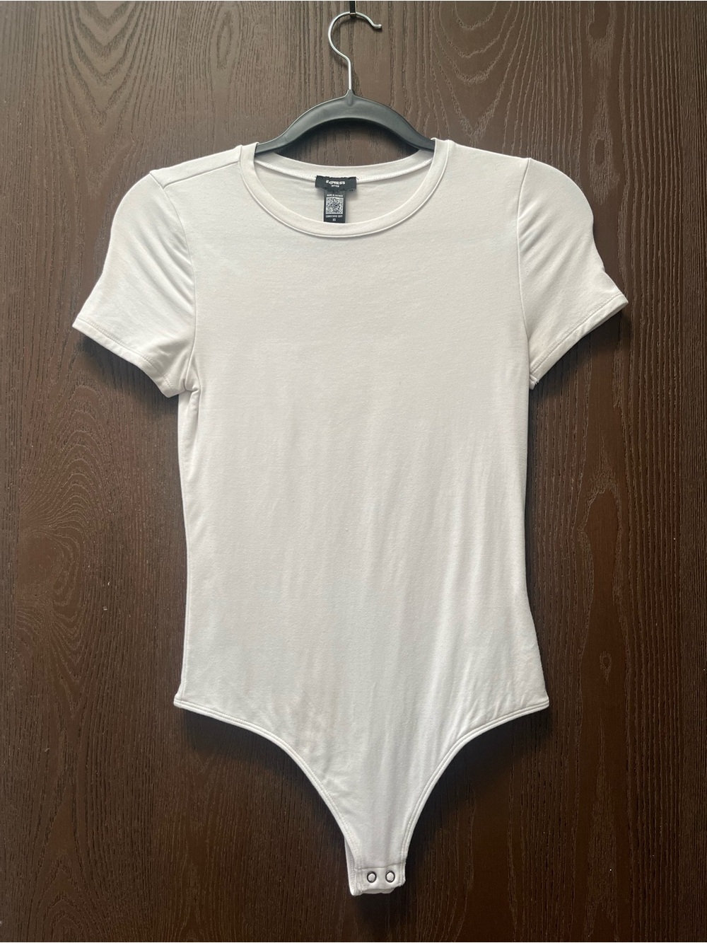 Express Super Soft White Crew Neck Short Sleeve Bodysuit